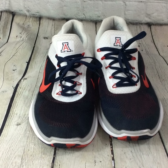Nike Other - NIKE Arizona Wildcats FREE Trainer V7 Week Zero